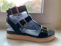 UNISA Sandalen mit Plateau Leder Römer-Stil schwarz Gr.39 TOP Berlin - Mitte Vorschau
