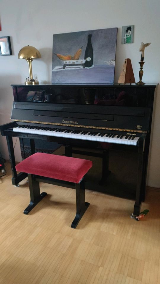Made in Germany: Zimmermann Klavier schwarz poliert, Regensburg in Regensburg