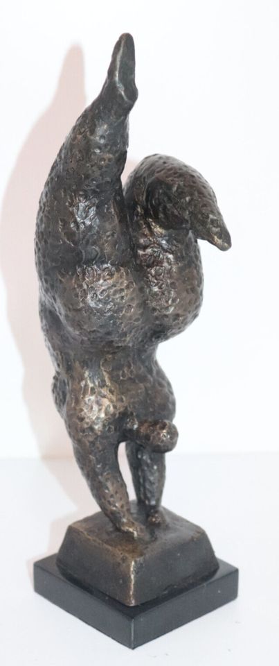 Bronze Skulptur / Figur , "abstrakte Turnerin" , Höhe 30cm in Borken