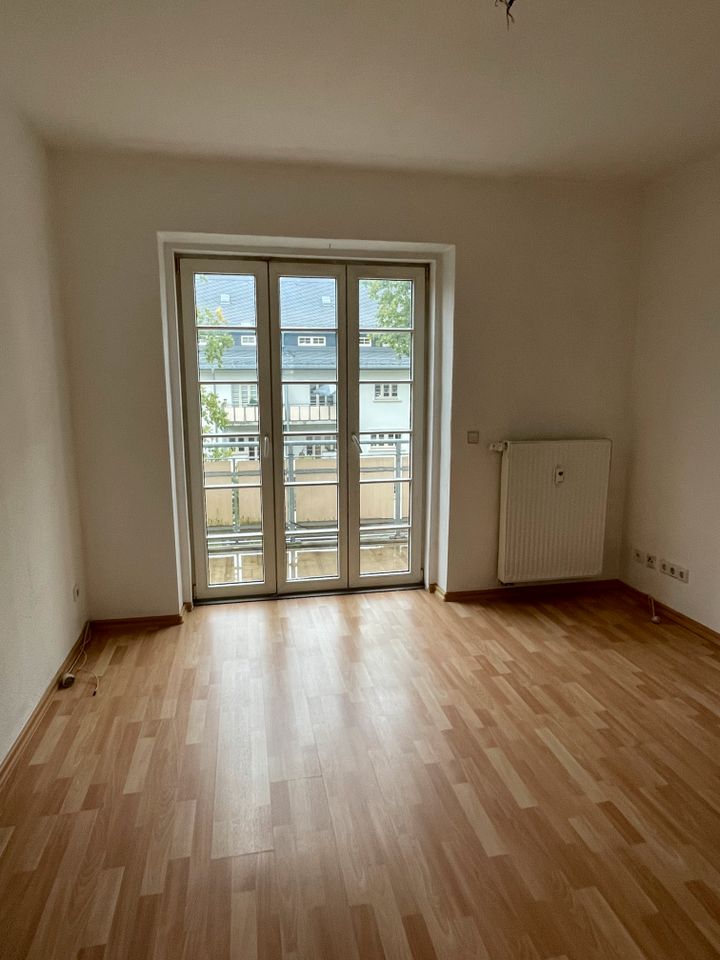 5,8% Rendite: 2-Zimmer-Wohnung mit EBK u. Balkon in Gablenz! in Chemnitz