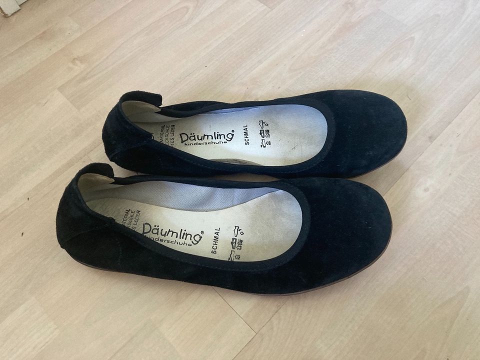 Däumling Schuhe Ballerinas schwarz s schmal 34 Wildleder in Düsseldorf