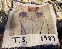 Taylor swift 1989 Decke / Wandteppich Pankow - Prenzlauer Berg Vorschau