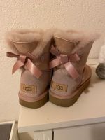 UGG Winterboots rosa Größe 37 Hessen - Hosenfeld Vorschau