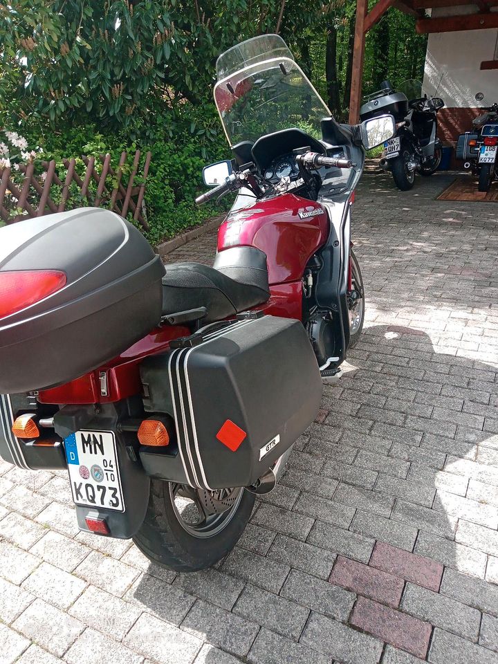 Kawasaki GTR 1000 in Spiesen-Elversberg