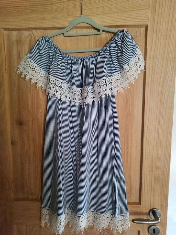 Sommerkleid Strand Gr. 38 Carmen-Ausschnitt kurz schulterfrei in Weyarn