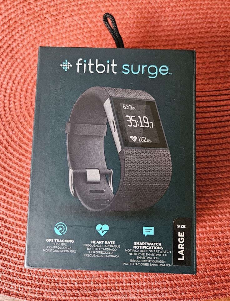 Fitbit Surge Uhr Smartwatch in Schwaigern