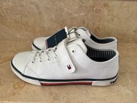 Neu Tommy Hilfiger Sneakers Weiß Jungen 39 Klettschuhe Kinder Düsseldorf - Angermund Vorschau