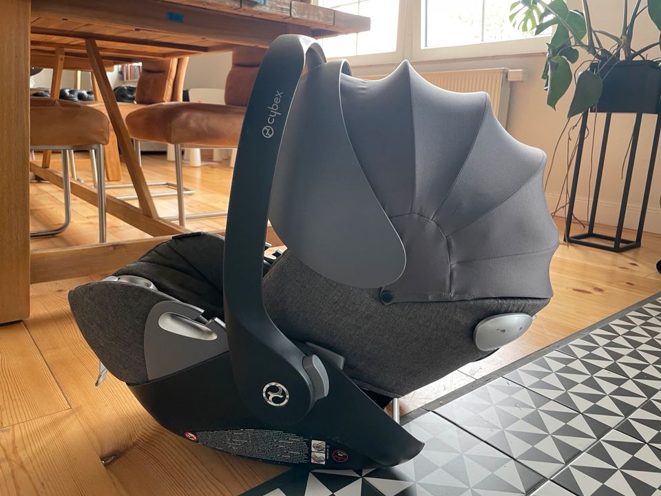 Babyschale cybex cloud q in Kolkwitz