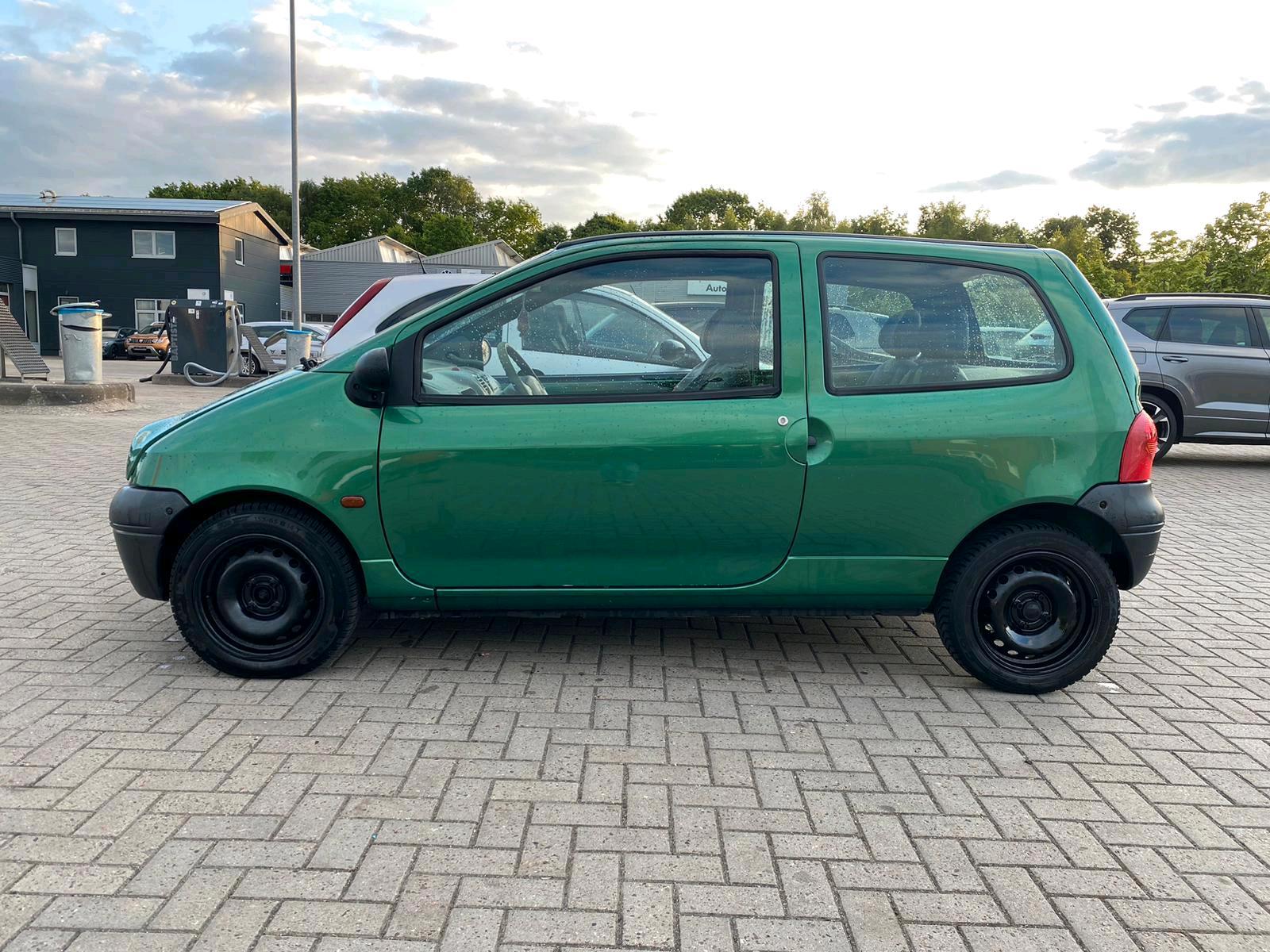 Abbildung des Autos Renault Twingo TÜV 10.20…