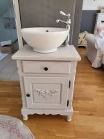 Shabby Chic Waschtisch mit Neu Waschbecken u.Wasserhann Bayern - Friedberg Vorschau