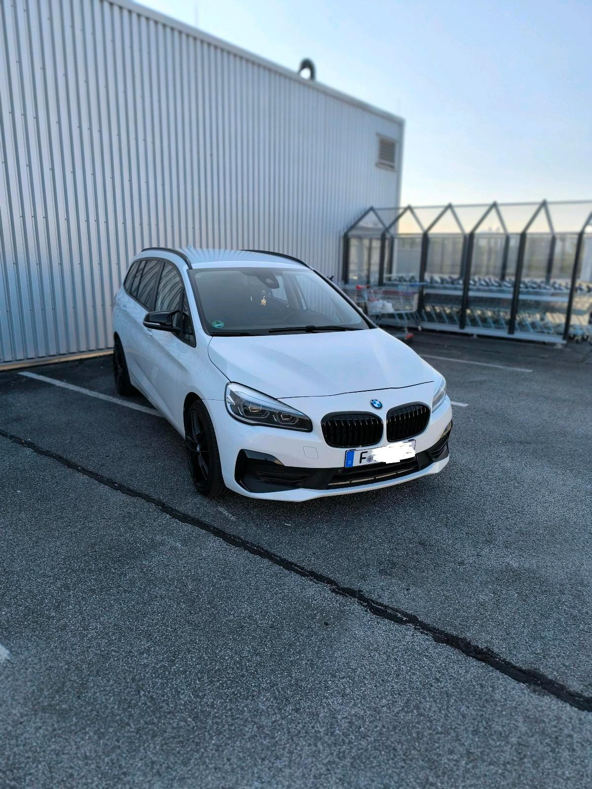 Abbildung des Autos BMW 229d xDrive Msport 7…