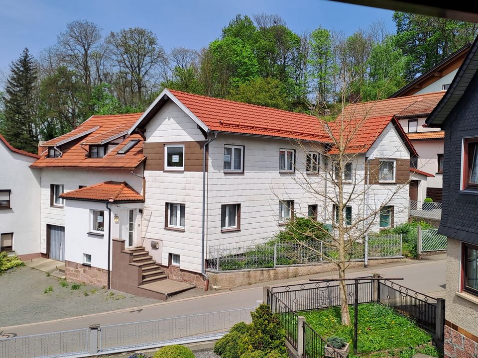 ausbaufähiges, sofort beziehbares Zweifamilienhaus Haus Thüringen in Floh-Seligenthal