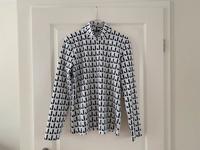 Schwarz-weiß gemustertes Langarmshirt von Marc Cain N5 / 42 Hessen - Maintal Vorschau