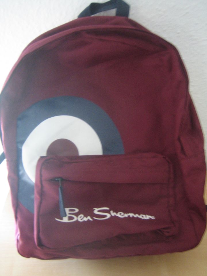 2 x Rucksack von EASTPAK  oder  BEN SHERMAN in Linden