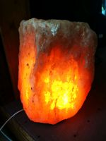 Salzkristall Salzlampe XXL 26,5kg 35cm hoch, ein großer Stein Nordrhein-Westfalen - Wermelskirchen Vorschau