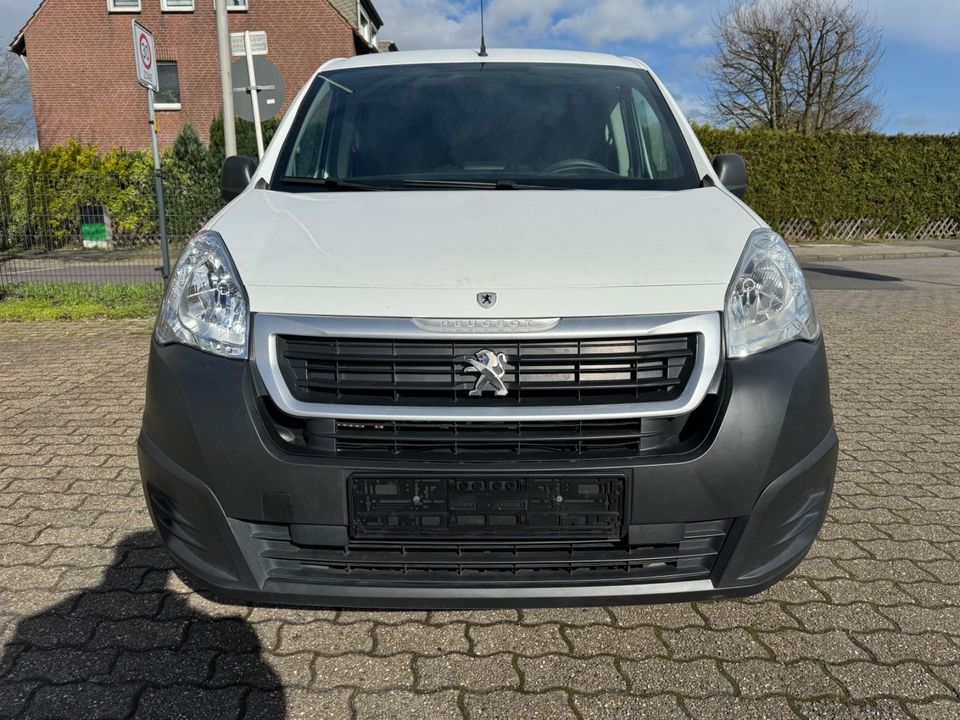 Peugeot Partner L2 Premium Avantage Edition in Neukirchen-Vluyn