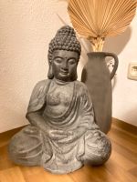 Deko Buddha mit Vase und Pampasgras Bayern - Mainburg Vorschau