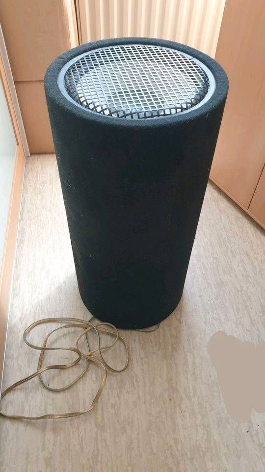 12" Automotive Subwoofer JBL in Wuppertal