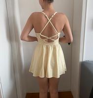 Hollister Active Sportwear butter yellow gelbes Tenniskleid München - Schwabing-West Vorschau