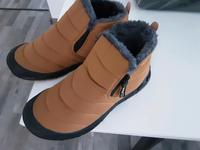 2 Paar Damen Winterschuhe neu Niedersachsen - Emmerthal Vorschau