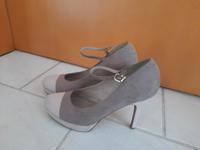 Pumps/ tamaris Sachsen - Brandis Vorschau