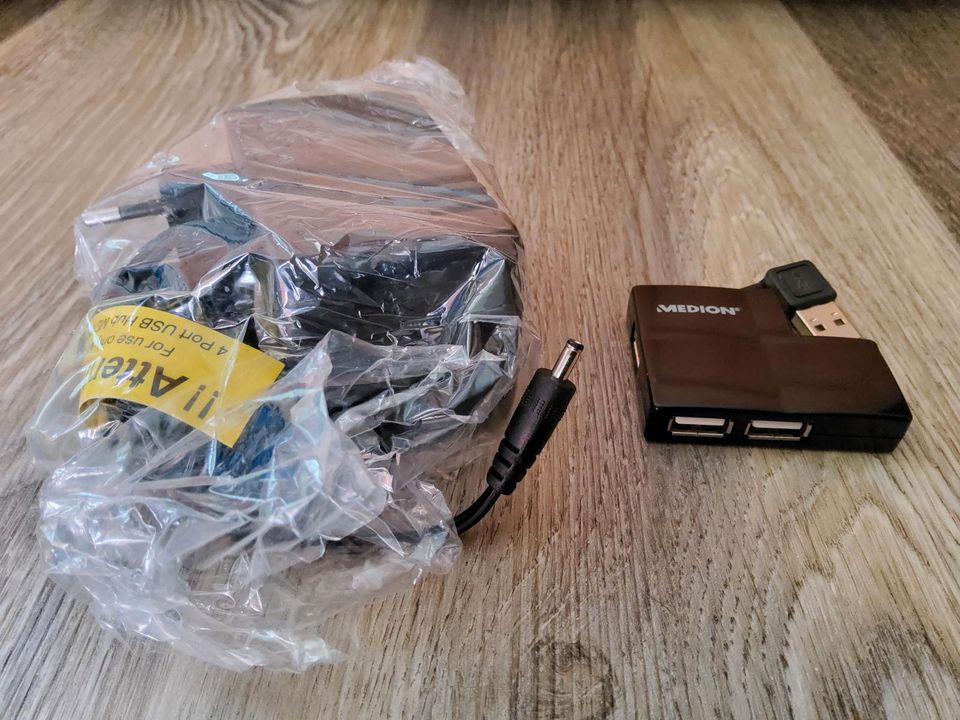 Medion 4 Port USB Hub unbenutzt in Clausthal-Zellerfeld