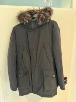 Woolrich Parka L mit echtem Fell Neuwertig Nordrhein-Westfalen - Hückeswagen Vorschau