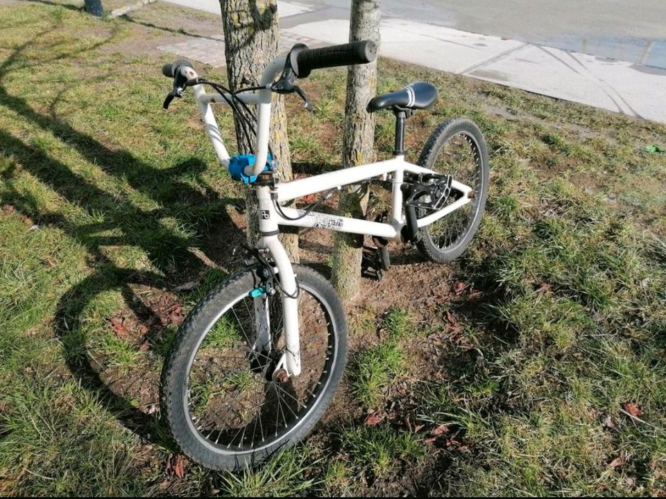 ☆Feld BMX 20 Zoll 360° Lenker☆ in Hamburg