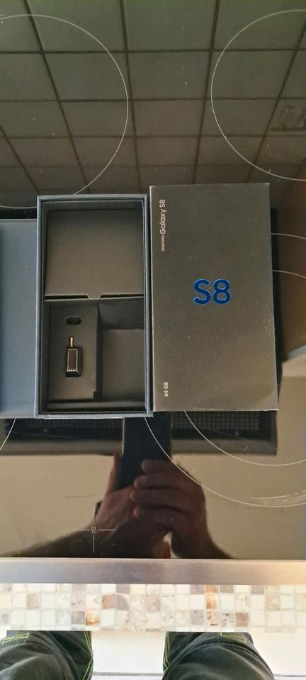 Verpackung von Samsung Galaxie S8 in Kruft