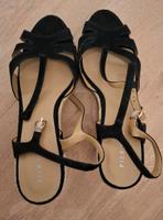 Damenschuhe/Plateau Sandalen Hessen - Nidderau Vorschau