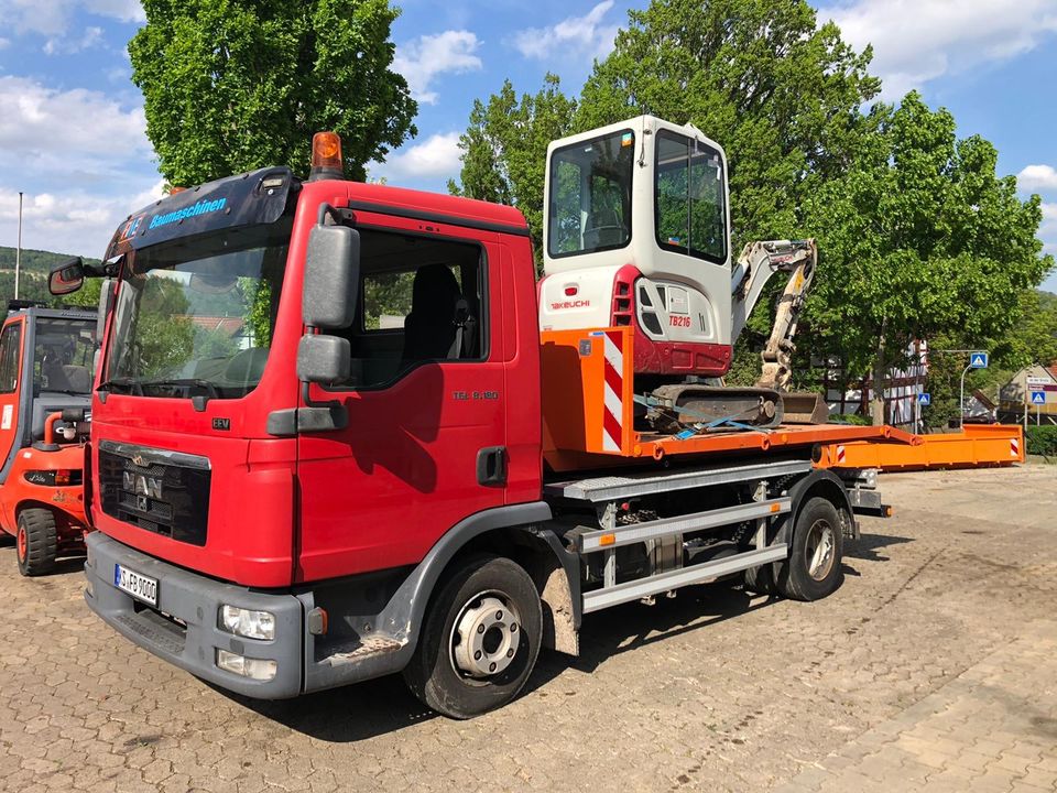 Lkw mit Fahrer Mieten im Stundenlohn in Schauenburg