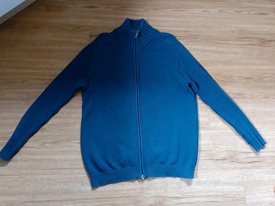 Herren Strickjacke Gr. 52/54 Tchibo TCM blau in Veilsdorf