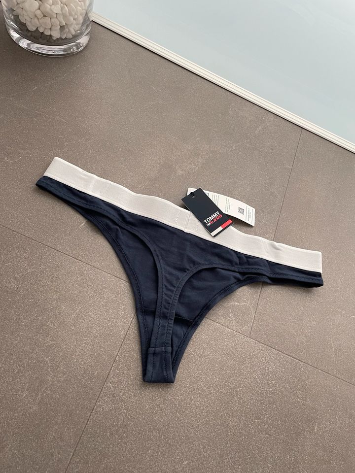 Tommy Jeans Tanga Marine XL • Neuware in Mönchengladbach