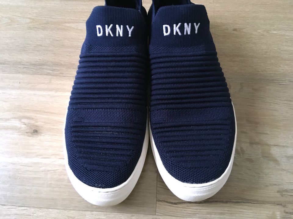 DKNY Sneaker Slipper in Blau, Gr. 41 in Witten