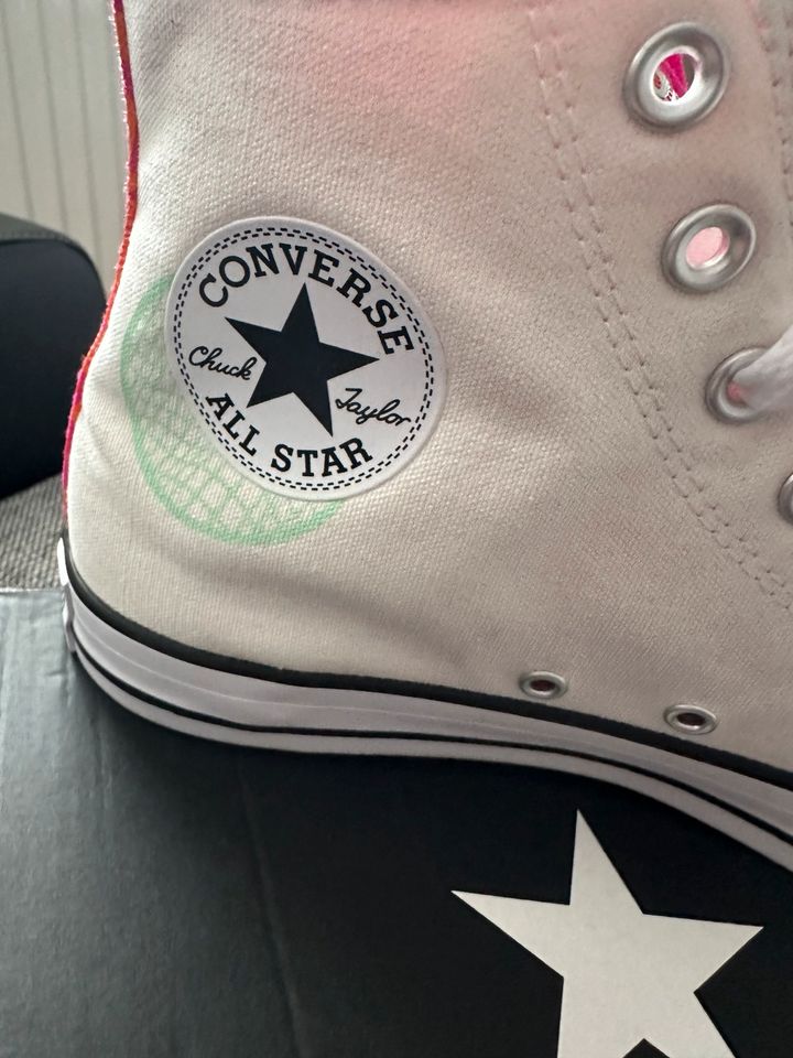 Converse Schuhe Gr .42 in Hamburg