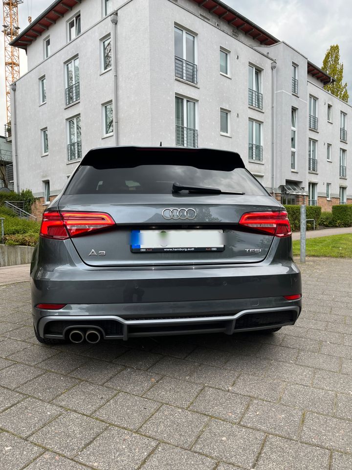 Audi A3 1.5 TFSI Sportback SLine Sport in Hamburg