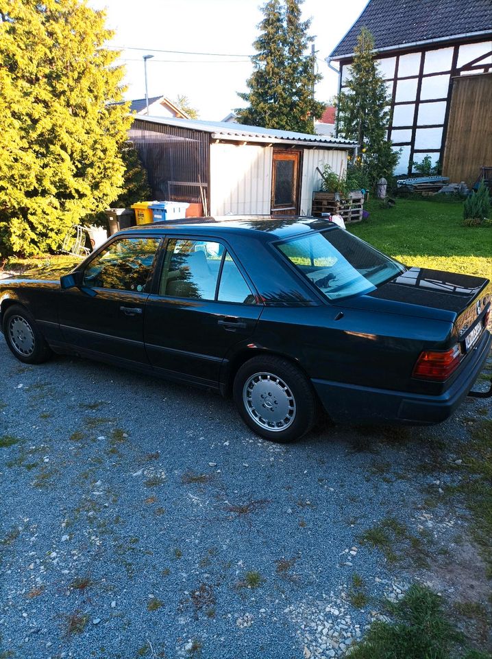 Mercedes Benz 124 230E in Schlotheim