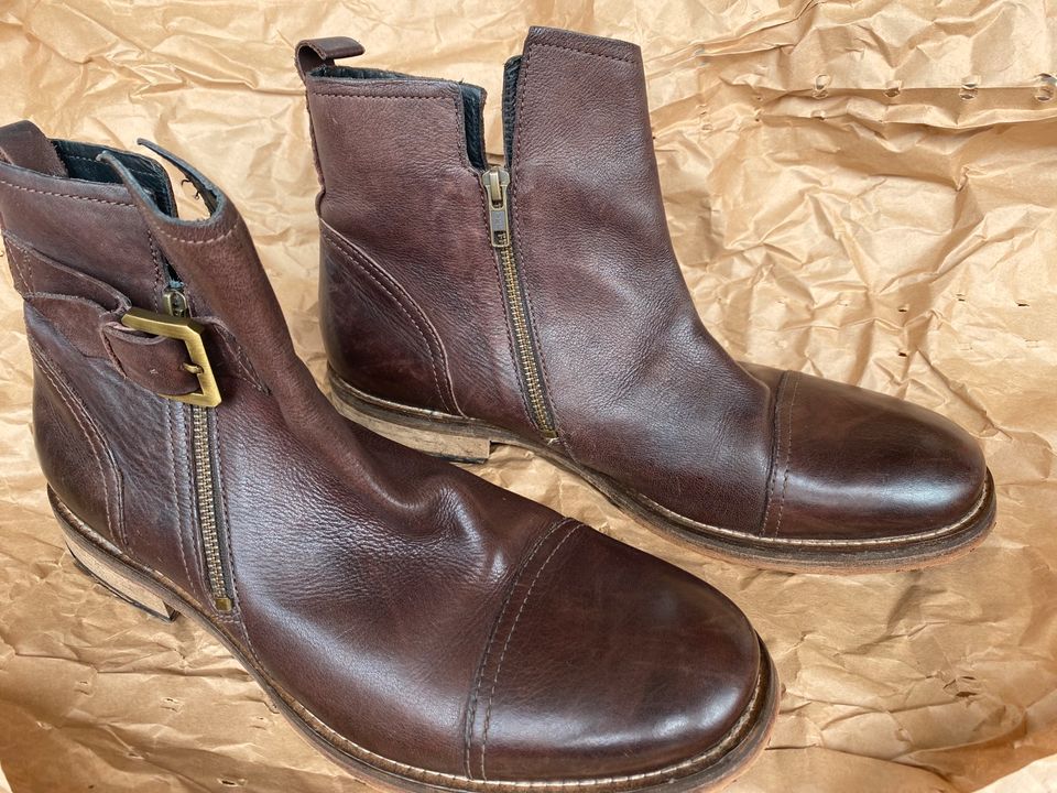 VINTAGE ESPRIT rahmengenähte STIEFEL VOLL LEDER 44 NEU in Titisee-Neustadt