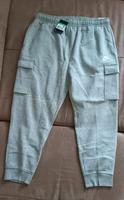 Nike Sportswear Club Fleece Cargohose Größe XL neu Bayern - Neufahrn Vorschau