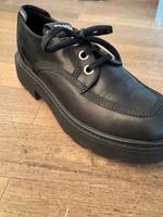 Miu Miu Schuhe Gr 38,5 TOP Köln - Lindenthal Vorschau