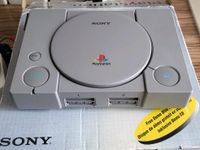 Sony Playstation 1 in OVP (Spielkonsole) Hannover - Mitte Vorschau