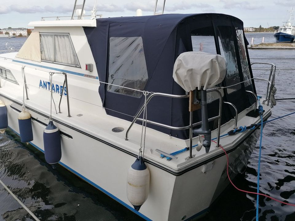 Motoryacht, Motorboot Princess 33 in Nottensdorf