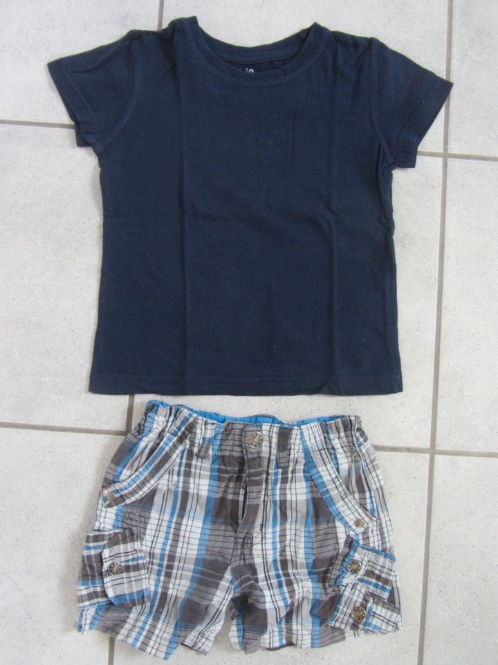 Set - kurze karierte Hose + T-Shirt blau Gr. 86 / 92 / 98 in Wöllstein