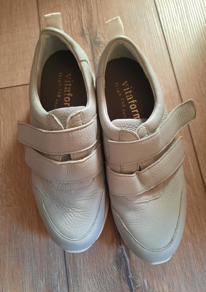 Damen-/Kinder Sneaker in Striegistal