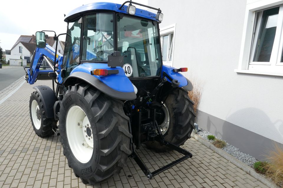 New Holland TD 70D Allr. Im sehr gutem Zustand! *Mit neuen Industrielader! in Langenzenn