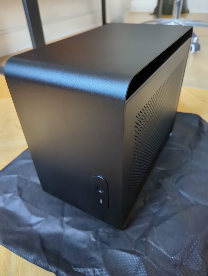 Streacom DA2 V2 Case Mini-ITX Seasonic Focus SGX Gold 650W SFX-L in Berlin