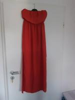 Schönes trägerloses Kleid von Amisu in 34 rot wie neu Baden-Württemberg - Wolfschlugen Vorschau