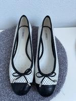 Lederschuhe Ballerinas Geox Gr. 38 Nordrhein-Westfalen - Werne Vorschau