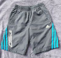 Verkaufen gebrauchte Adidas Kinder Short in Gr. 152 Bayern - Röhrnbach Vorschau