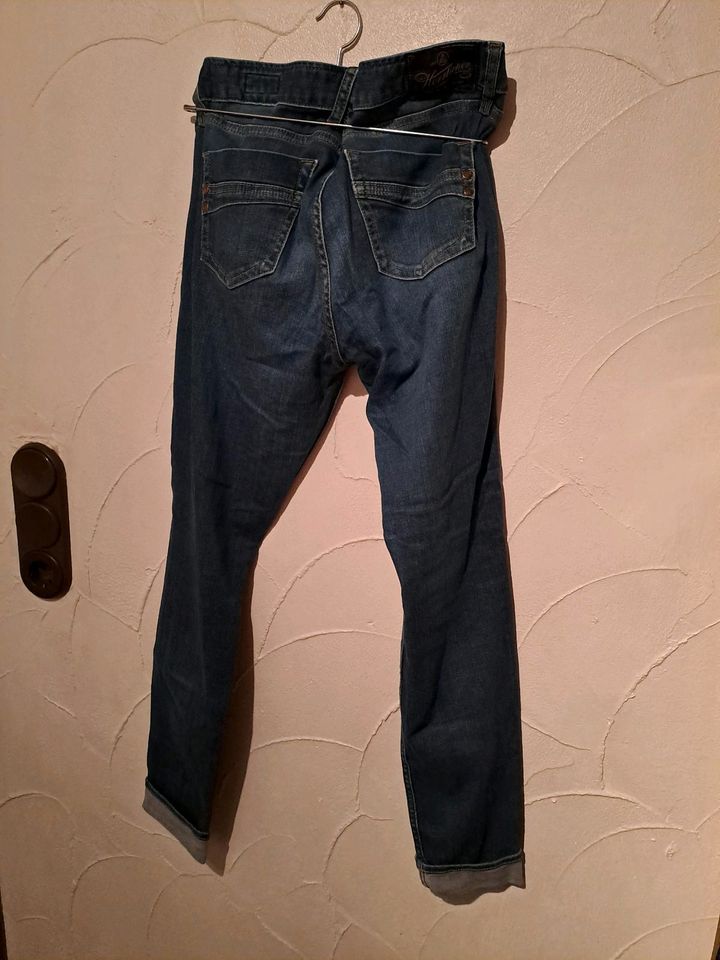 Damen Jeans unterschiedliche Größen und Marken/Preise in Heimbach